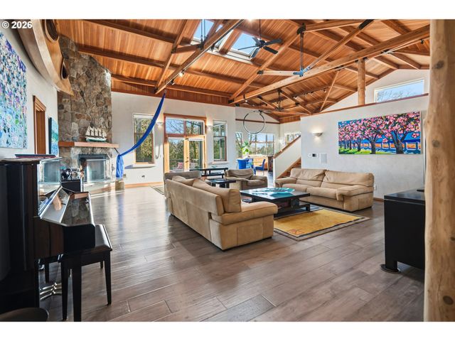 13537 FIELDING Rd, Lake Oswego, OR 97034