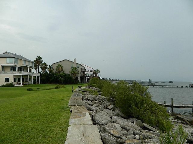 2006 Todville Road, Seabrook, TX 77586