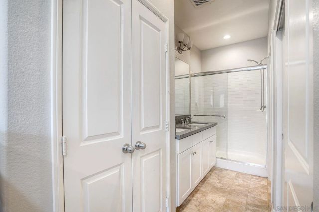 8850 Olive Ln 7, Santee, CA 92071