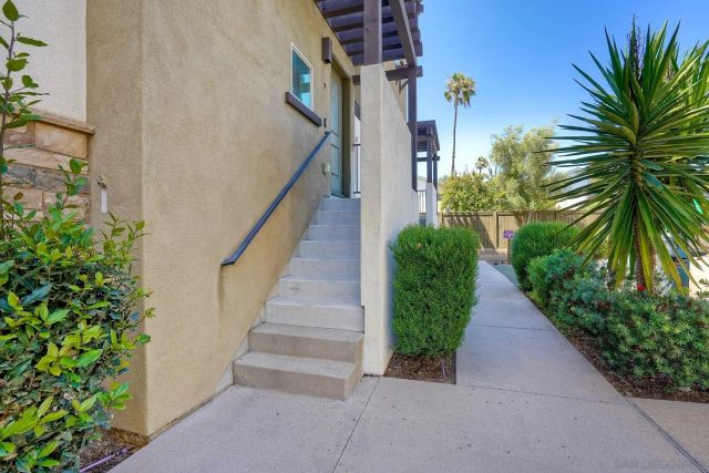 8850 Olive Ln 7, Santee, CA 92071