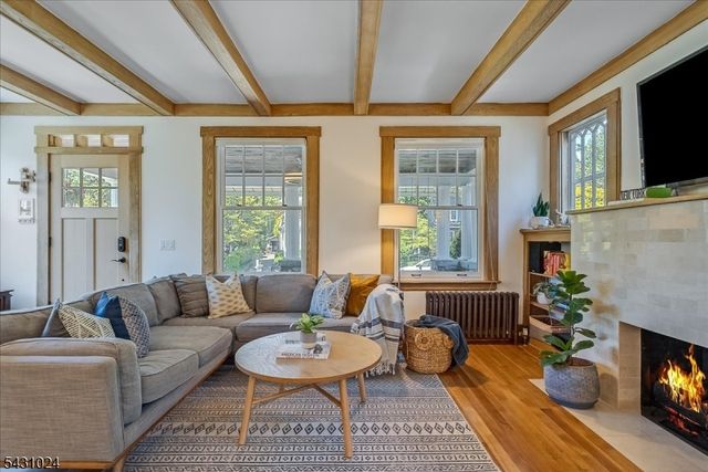 36 Salter Pl, Maplewood Twp., NJ 07040