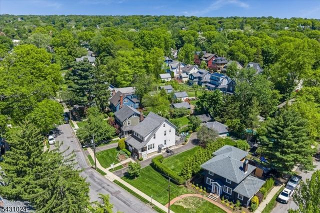 36 Salter Pl, Maplewood Twp., NJ 07040