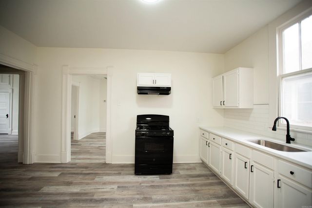 2715 S State Street, Little Rock, AR 72206