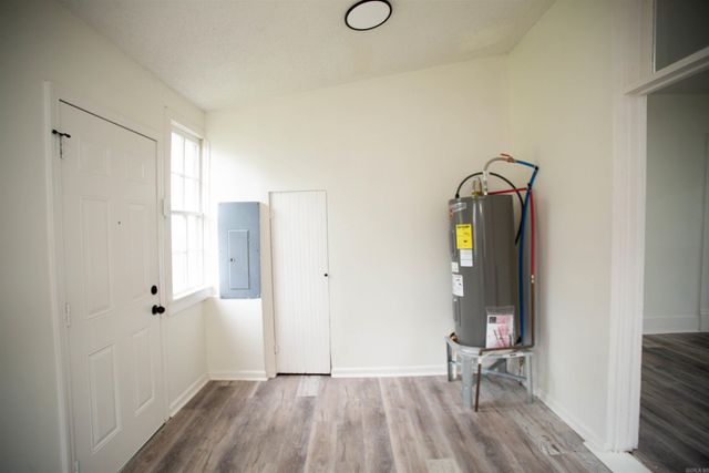 2715 S State Street, Little Rock, AR 72206