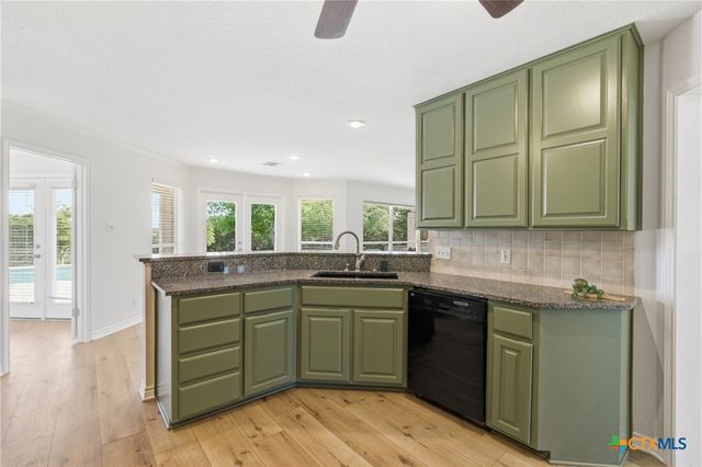 71 Wrangler Drive, Belton, TX 76513
