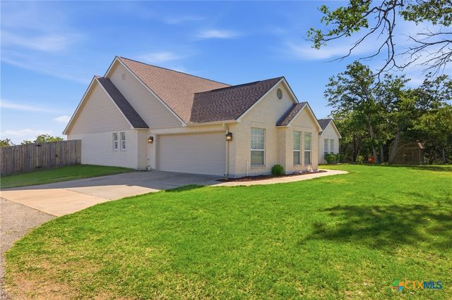 71 Wrangler Drive, Belton, TX 76513