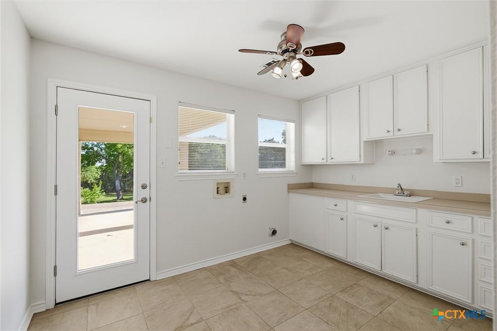Image 29 of property listing at 71 Wrangler Drive, Belton, TX 76513