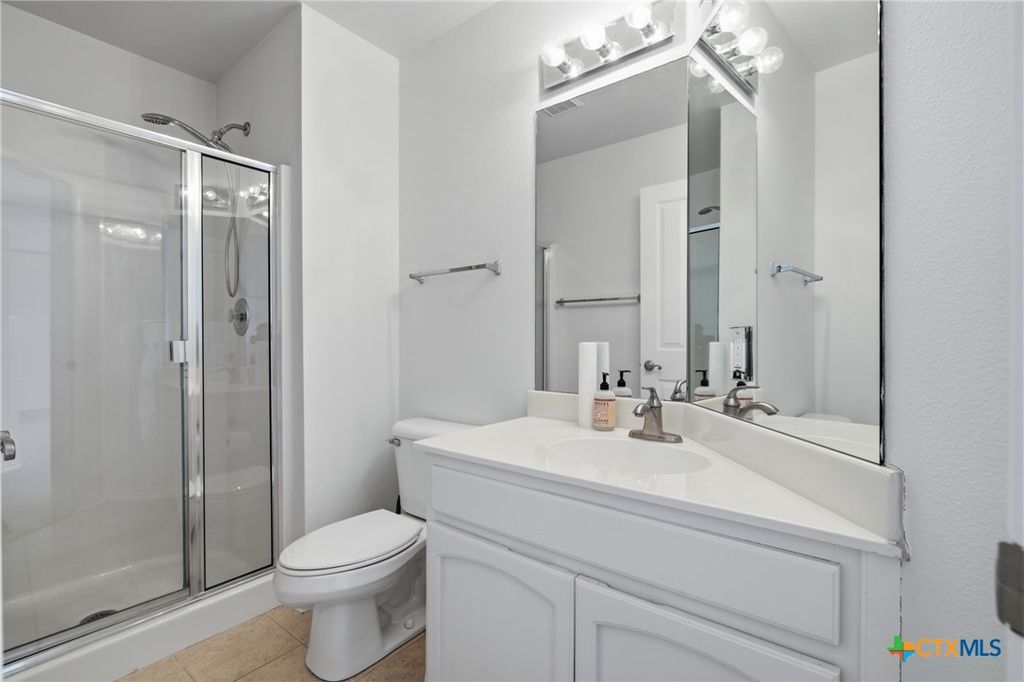 Image 32 of property listing at 71 Wrangler Drive, Belton, TX 76513