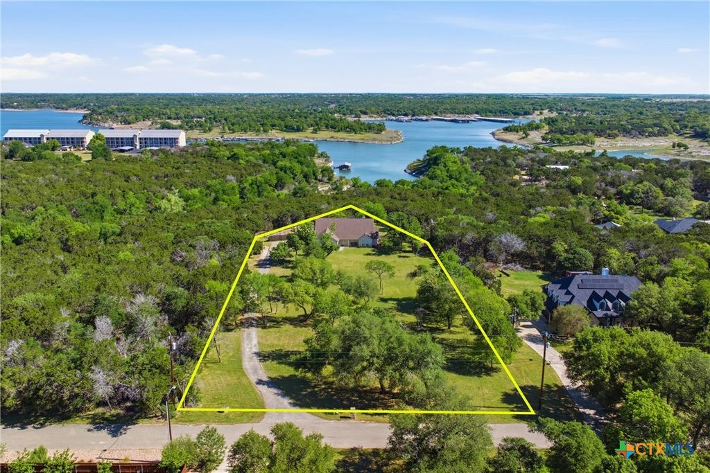 Image 41 of property listing at 71 Wrangler Drive, Belton, TX 76513
