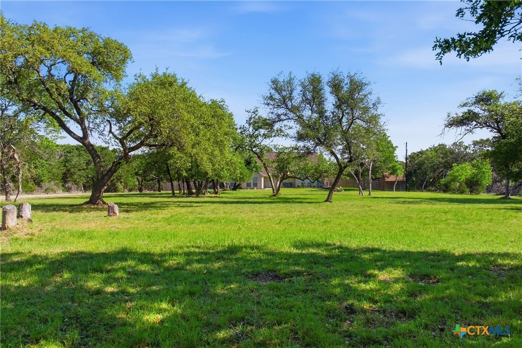 Image 42 of property listing at 71 Wrangler Drive, Belton, TX 76513