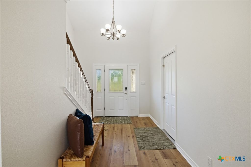 Image 5 of property listing at 71 Wrangler Drive, Belton, TX 76513