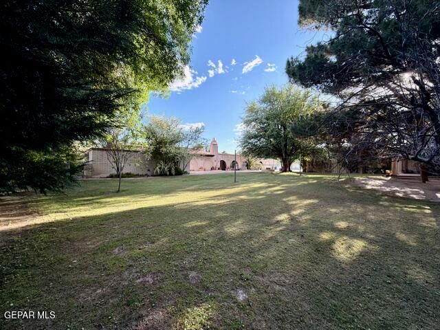 801 Camino De Paz Court, El Paso, TX 79922