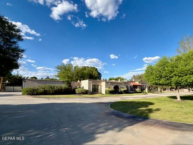 801 Camino De Paz Court, El Paso, TX 79922