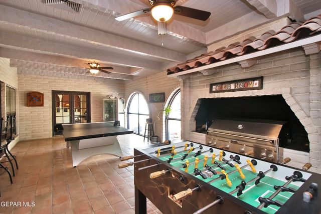 801 Camino De Paz Court, El Paso, TX 79922