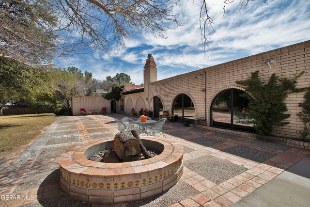 801 Camino De Paz Court, El Paso, TX 79922