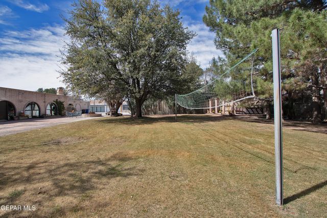 801 Camino De Paz Court, El Paso, TX 79922