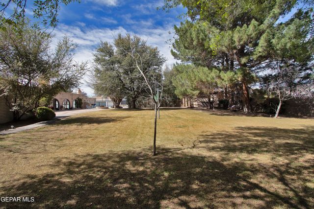 801 Camino De Paz Court, El Paso, TX 79922