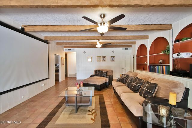 801 Camino De Paz Court, El Paso, TX 79922