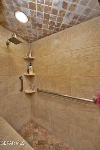 801 Camino De Paz Court, El Paso, TX 79922