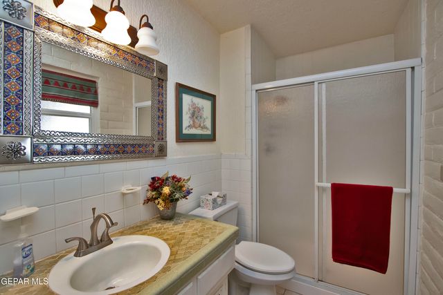 801 Camino De Paz Court, El Paso, TX 79922