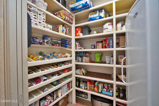 801 Camino De Paz Court, El Paso, TX 79922