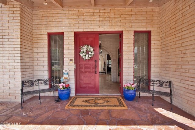 801 Camino De Paz Court, El Paso, TX 79922