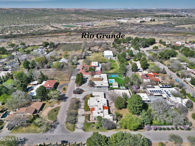 801 Camino De Paz Court, El Paso, TX 79922