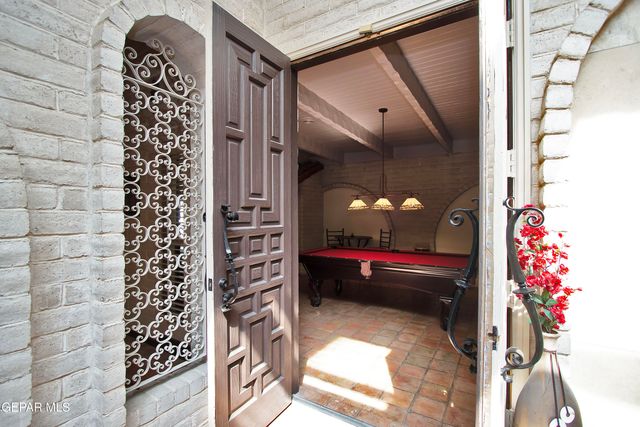 801 Camino De Paz Court, El Paso, TX 79922