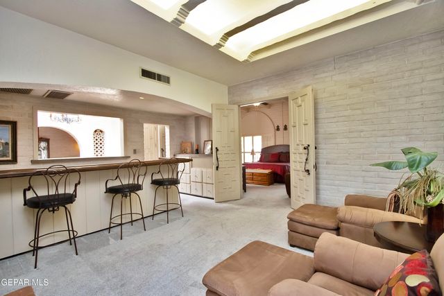 801 Camino De Paz Court, El Paso, TX 79922