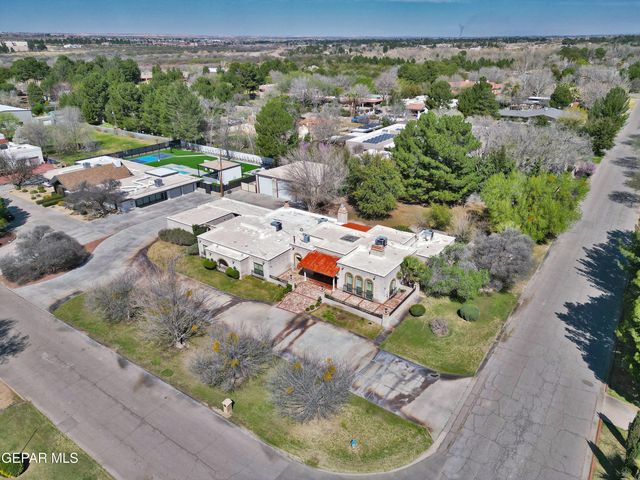 801 Camino De Paz Court, El Paso, TX 79922