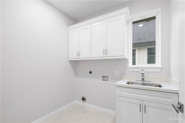 1812 Diplomat Drive, Edinburg, TX 78542