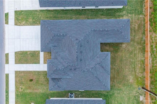 1812 Diplomat Drive, Edinburg, TX 78542