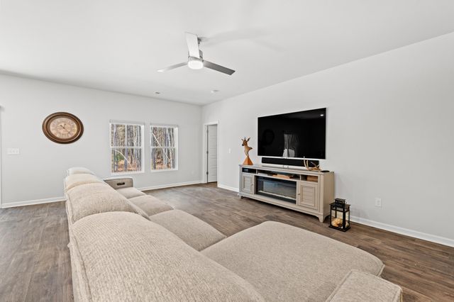 263 Saddle St, Conway, SC 29527