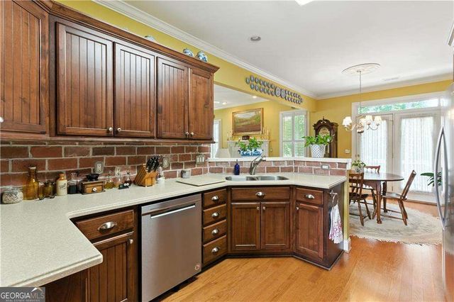 37 Lake Haven Drive, Cartersville, GA 30120