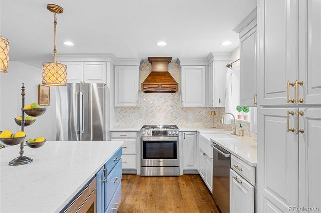 3720 E 7th Avenue Parkway, Denver, CO 80206