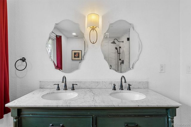 3720 E 7th Avenue Parkway, Denver, CO 80206