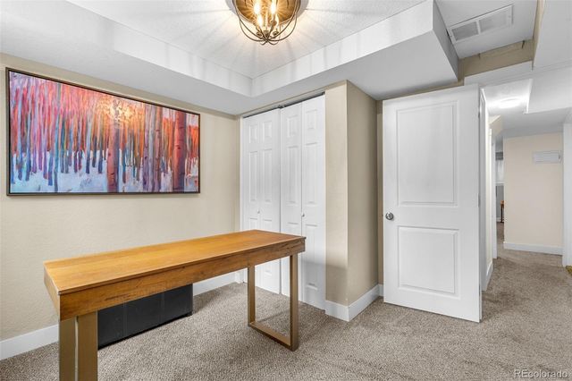 3720 E 7th Avenue Parkway, Denver, CO 80206