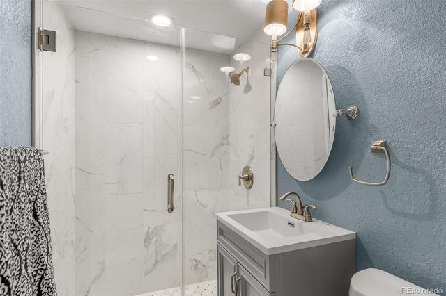 3720 E 7th Avenue Parkway, Denver, CO 80206