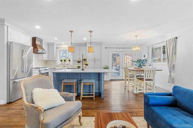 3720 E 7th Avenue Parkway, Denver, CO 80206