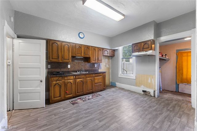 401 Broadway Avenue, Wellsville, OH 43968