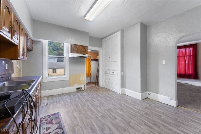 401 Broadway Avenue, Wellsville, OH 43968