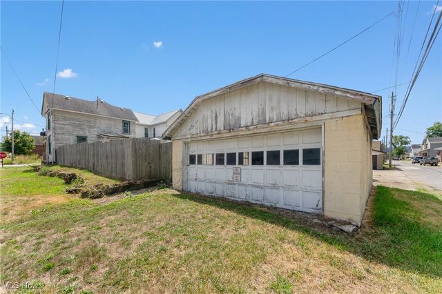 401 Broadway Avenue, Wellsville, OH 43968