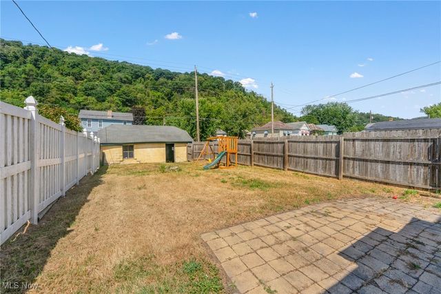 401 Broadway Avenue, Wellsville, OH 43968