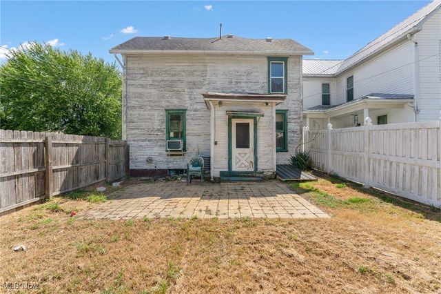 401 Broadway Avenue, Wellsville, OH 43968