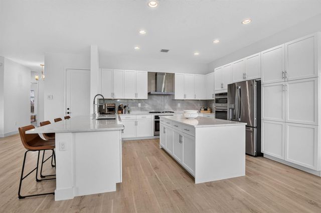 17333 Rainstream Road, Boca Raton, FL 33496