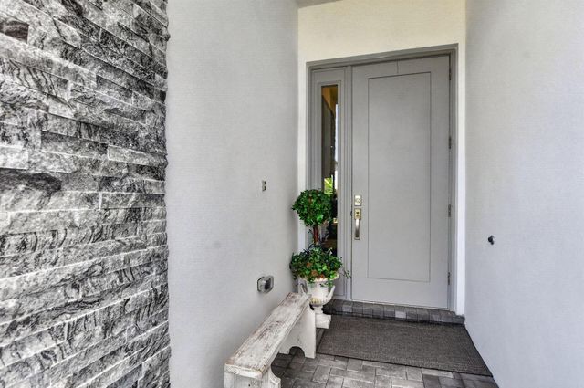 17333 Rainstream Road, Boca Raton, FL 33496