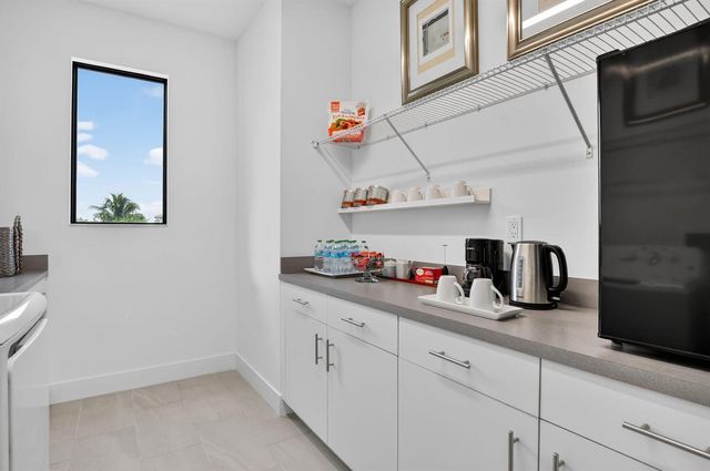 17333 Rainstream Road, Boca Raton, FL 33496