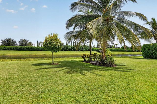 17333 Rainstream Road, Boca Raton, FL 33496