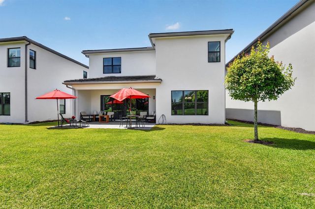 17333 Rainstream Road, Boca Raton, FL 33496