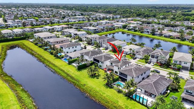 17333 Rainstream Road, Boca Raton, FL 33496